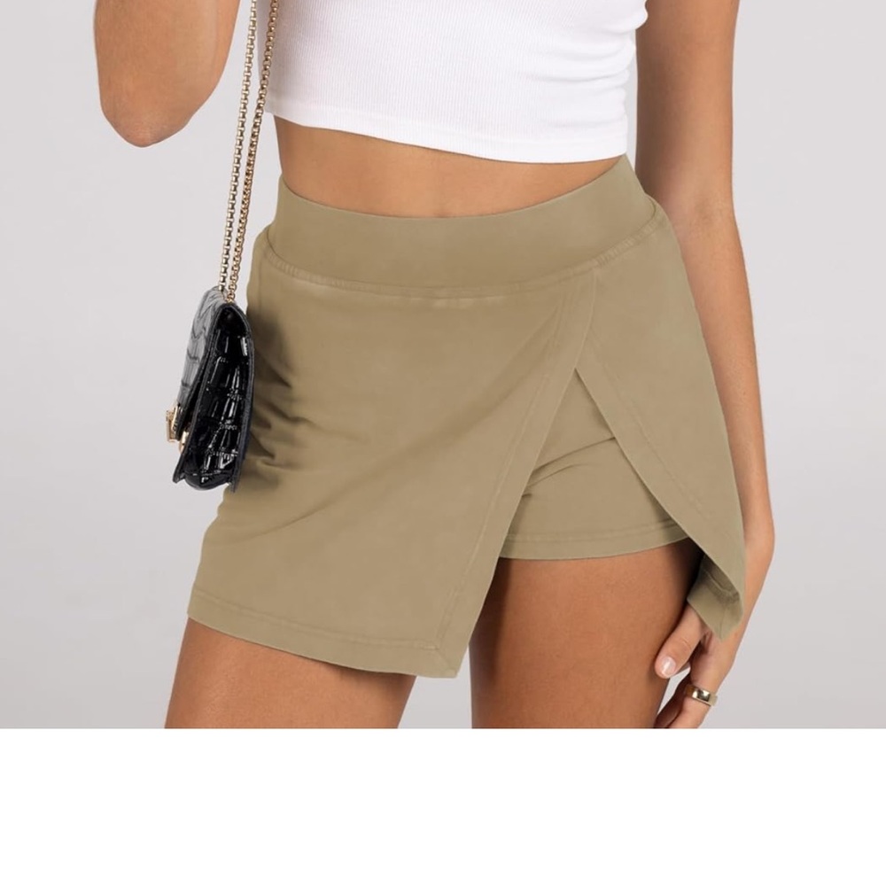 Women's Khaki Golf Skirt